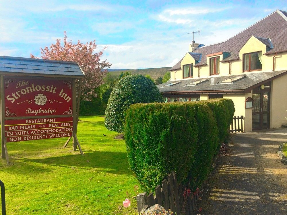 The Stronlossit Inn Fort William Extérieur photo